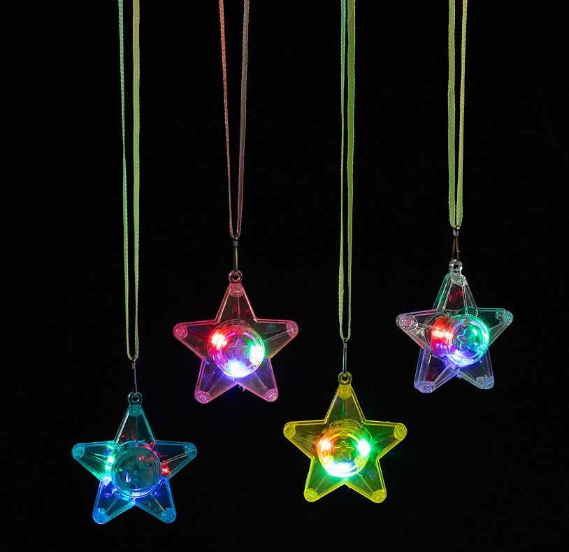 Gevoelig rouw breuk Kerst halsketting met led lichtjes :: Halsketting met kerst ster